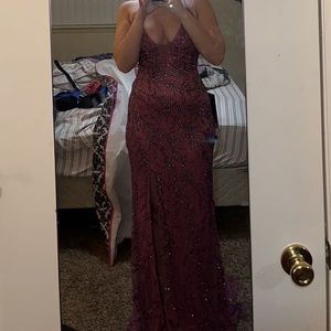 Brand new prom dress! never worn only tried on